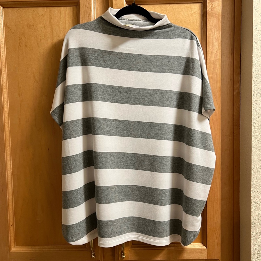 Cable and Gauge Striped Gray and White Poncho Top